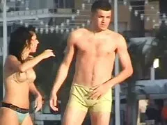 شخص پا سايت كير تو كوس دختر بزرگترین دوست صمیمی را لیس زد