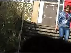 زیبایی با سینه های بزرگ دیک را می مکد و توسط یک مرد جوان گرفتار می شود عکسهای سکسی کیرتوکس
