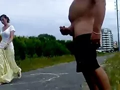 نوازندگان فاحشه را به تثلیث مقعد عكس كير كس می کوبند