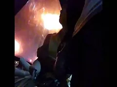 در عکس سکسی کیرتو کس این اجرا ، فرانک بلوند از مردی با گربه تراشیده فیلم گرفت