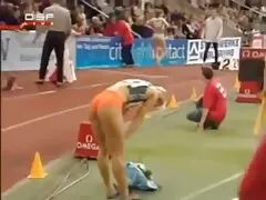 او یک نوک سینه را در عکس متحرک کیر وکس گربه گرفت و آن را پر از اسپرم کرد